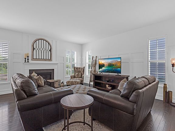 5th image of 13849 Anne Dr