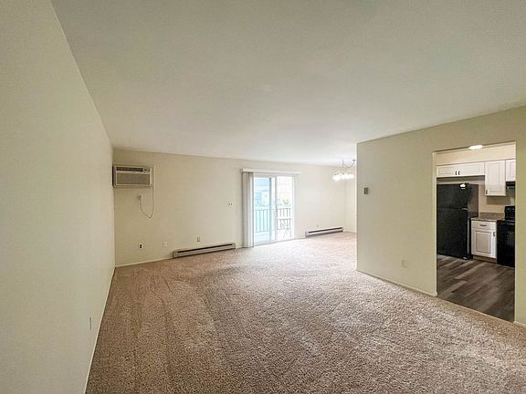 4th image of 7532 Woodview St Unit 4-131