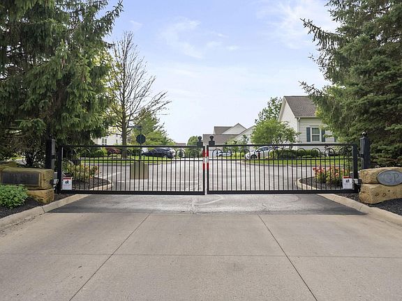 2nd image of 5525 Chelsea Park Dr