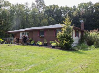 199 Hanlon Rd, Lake Ariel, PA 18436
