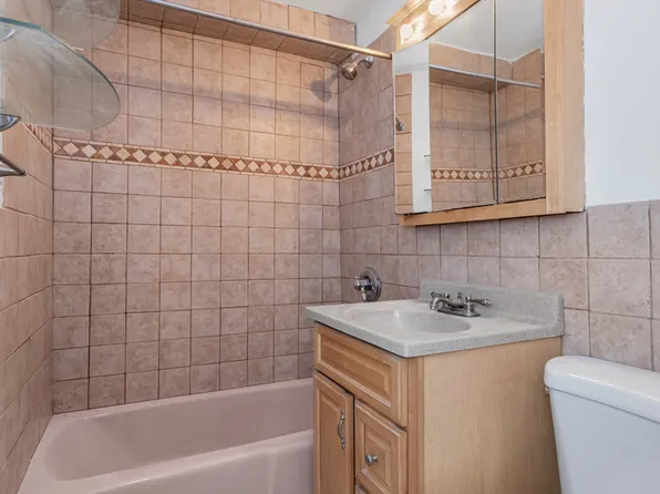 333 East 66th Street image 6 of 9