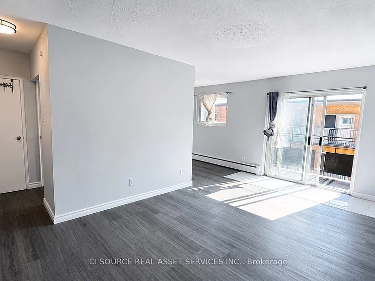 333 Gibb St #16 — Photo 1