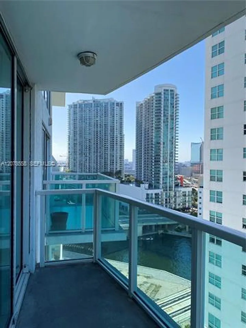 41 SE 5th St cu-1109, Miami, FL 33131 — Photo 3