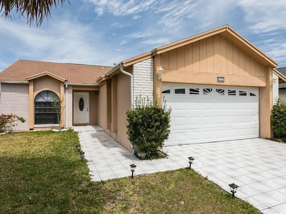 1st image of 3133 Arrow Dr