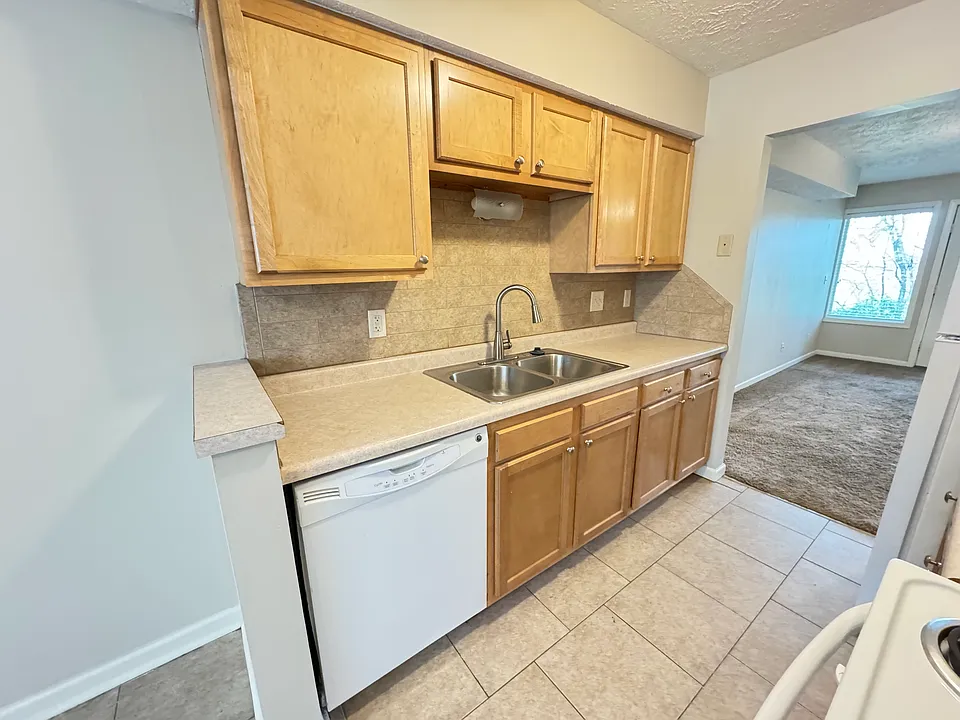 1906 Parkwild Dr #31
