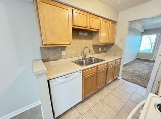 1906 Parkwild Dr #31, Council Bluffs, IA 51503