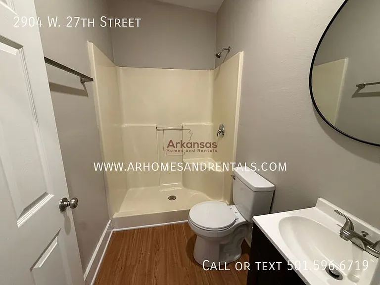 2904 W 27th St — Photo 9