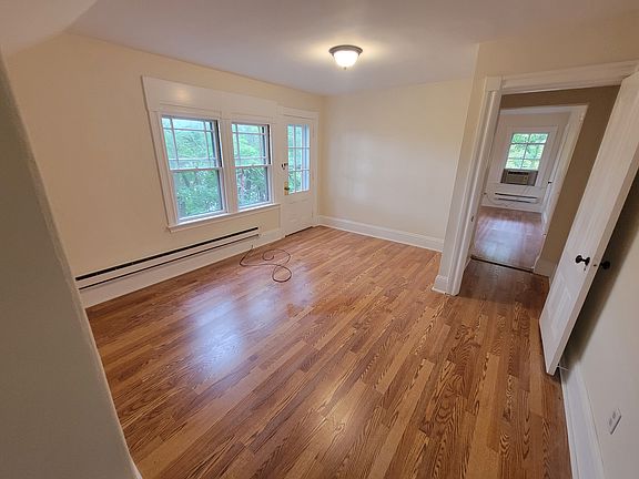4th image of 130 Cummins Hwy Floor 3