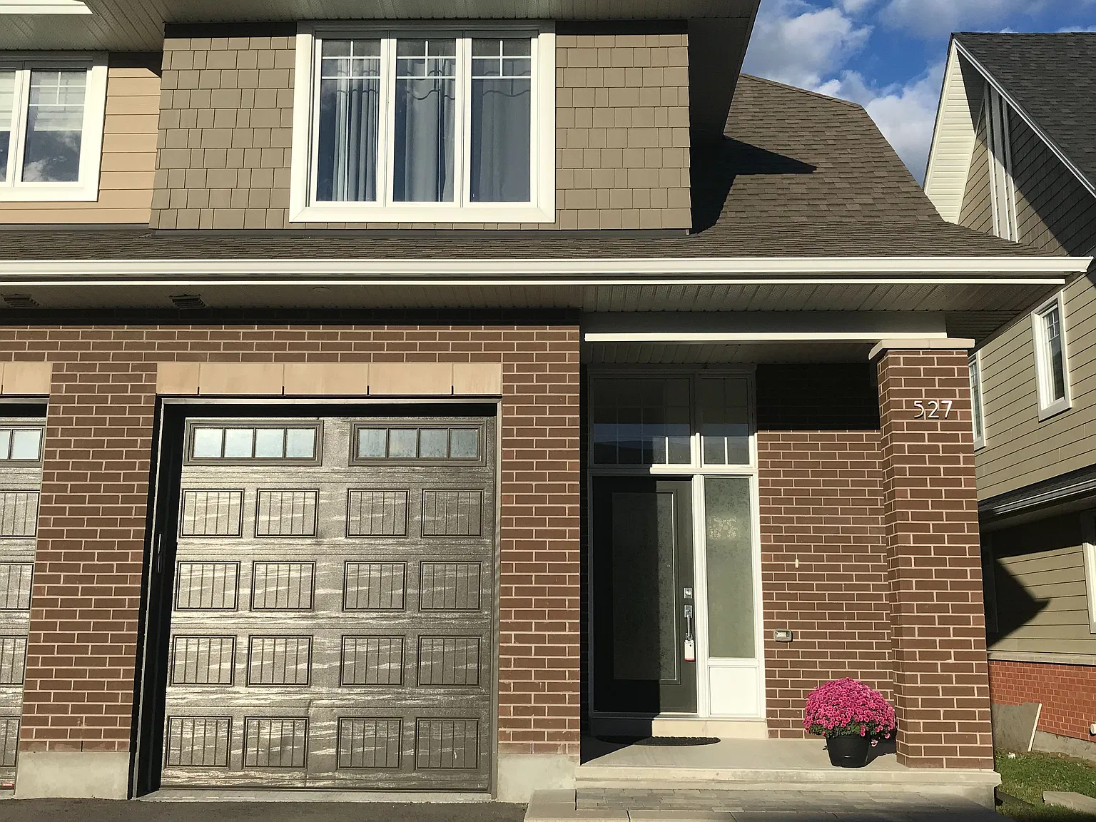 3 bed, $3,200 — Photo 1