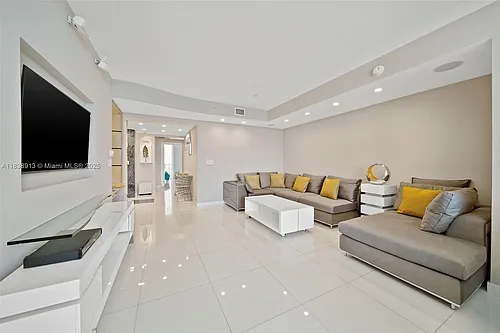 17875 Collins Ave Photo 1