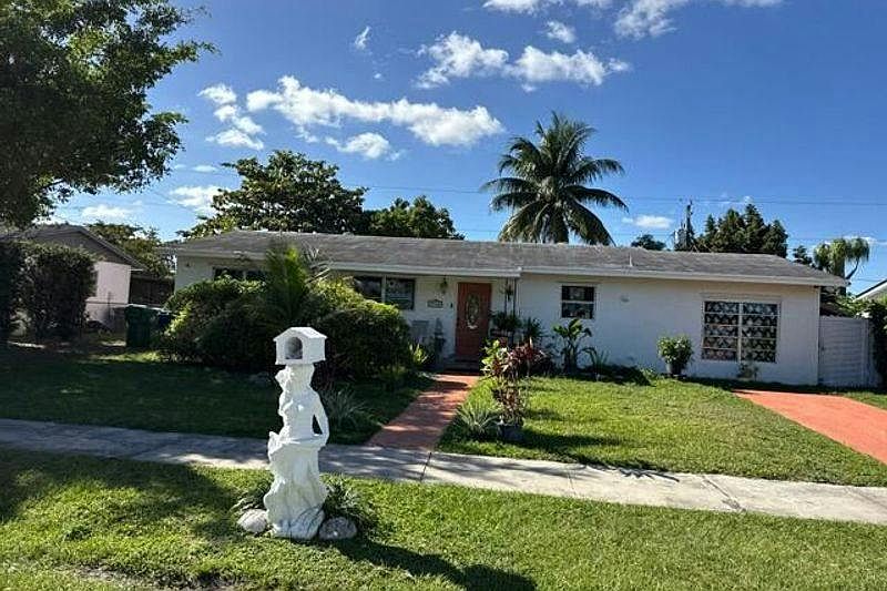 1st image of 17110 SW 117th Ave