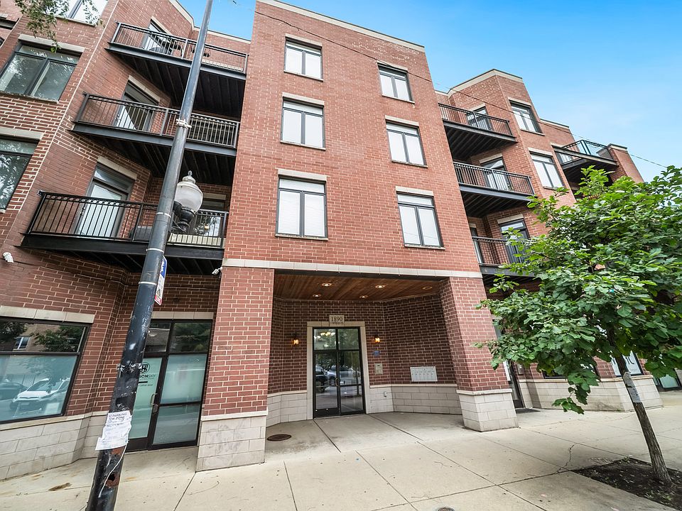 1st image of 1890 N Milwaukee Ave APT 4C