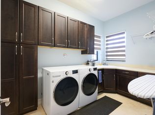 8325 Hawks Gully Ave, Delray Beach, FL 33446