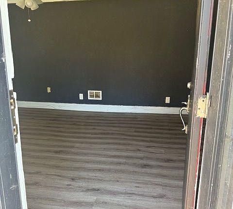 5th image of 5715 Harding Dr