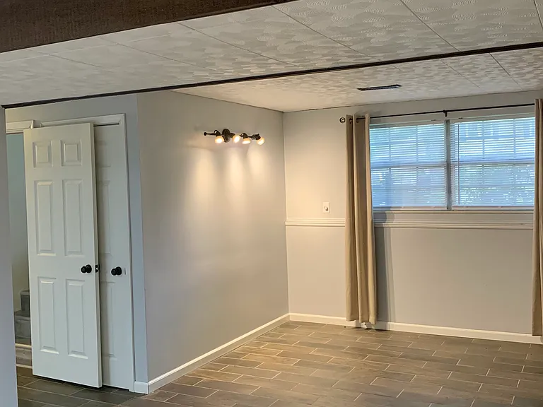 7366 Oakdale Dr — Photo 11