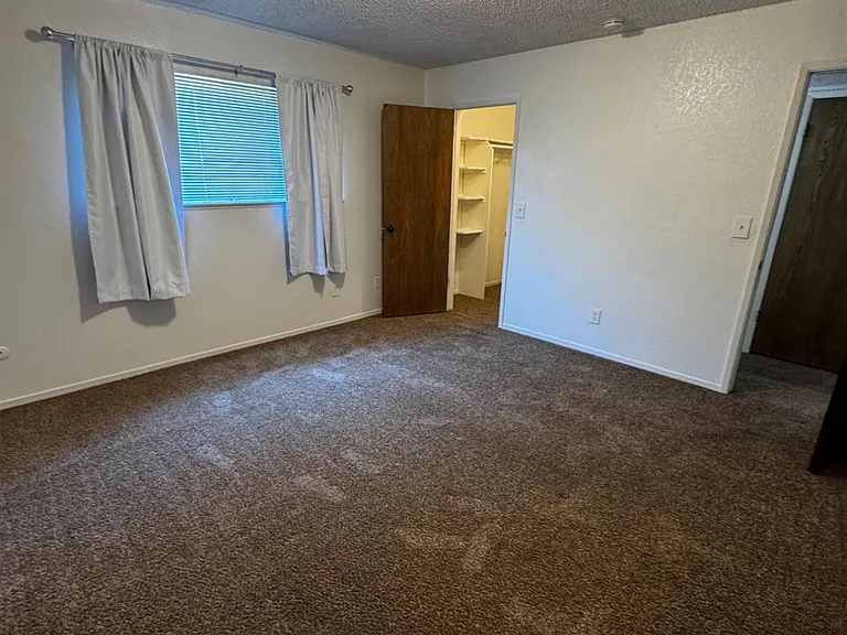 4313 N Emerson Ave #103 — Photo 11