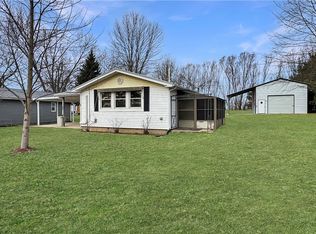 83 Clear Creek Dr, Neoga, IL