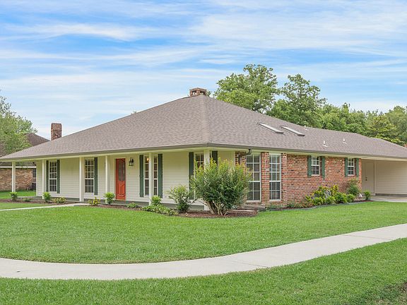 2nd image of 505 River Woods Dr