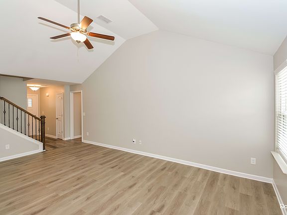 5th image of 413 Zeffer Ct