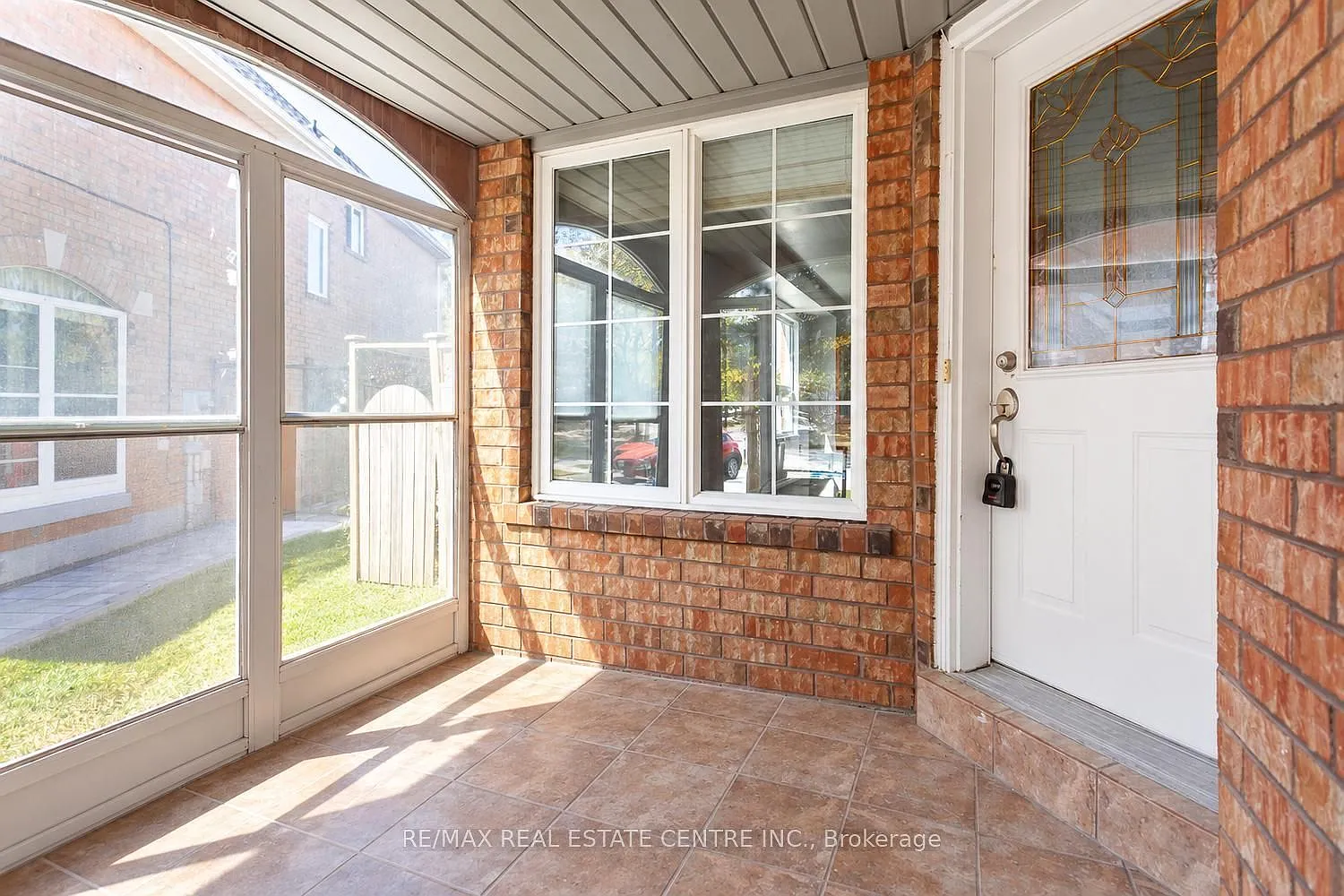4 bed, $3,700 — Photo 4