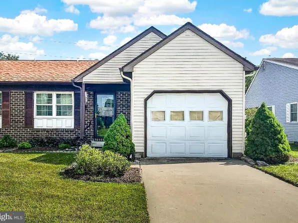 7079 Catalpa Rd, Frederick, MD 21703