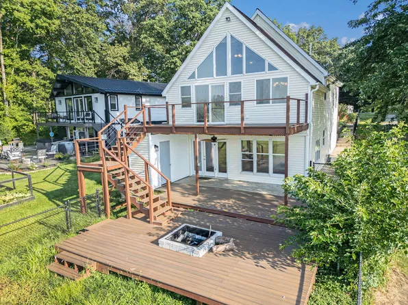 25305 May St, Edwardsburg, MI 49112