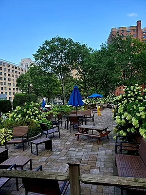 Sold by (Legacy) Elegran | media 16