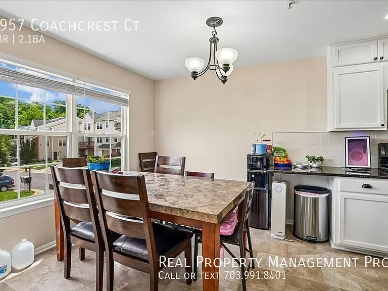 7957 Coachcrest Ct — Photo 9