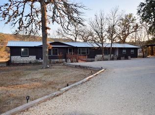 108 Tree Ln, Kerrville, TX 78028