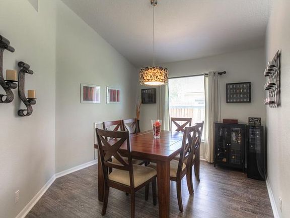 4th image of 16535 Lake Heather Dr