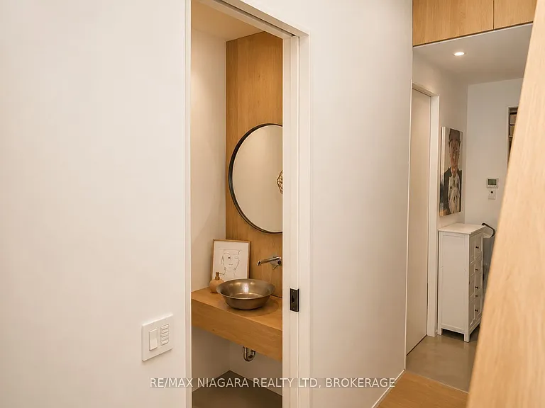 1 Timber Ln — Photo 8