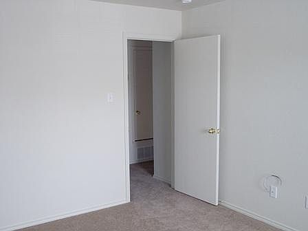 3rd image of 314 Creek St APT B