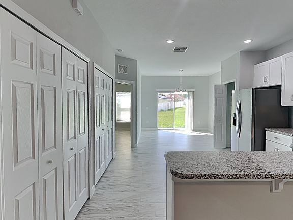 3rd image of 1002 Dampierre Ct Unit A