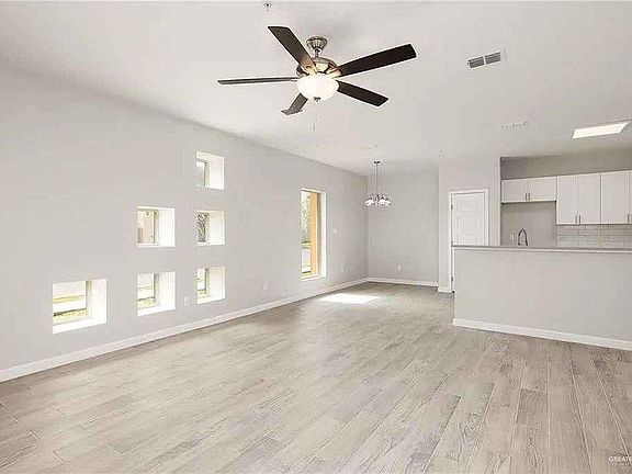 3rd image of 1205 E Camellia Ave Unit 1