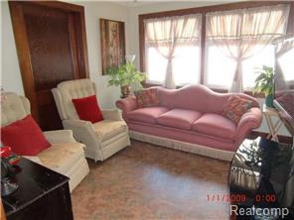 4th image of 26151 E Huron River Dr