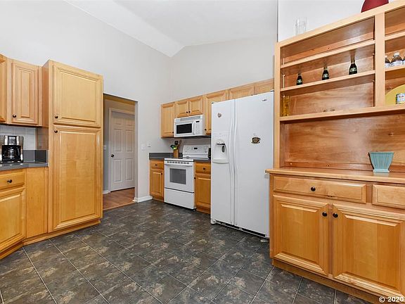 2nd image of 4346 NW 36th St