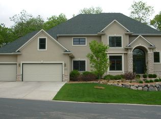 9379 Preston Pl, Eden Prairie, MN 55347