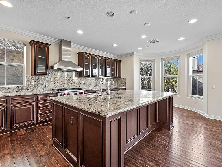 3904 Eagle Flight Dr — Photo 4