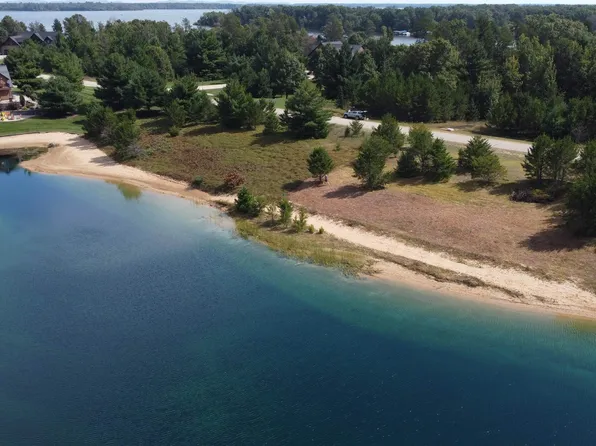 W5470 N Shore Dr, New Lisbon, WI 53950