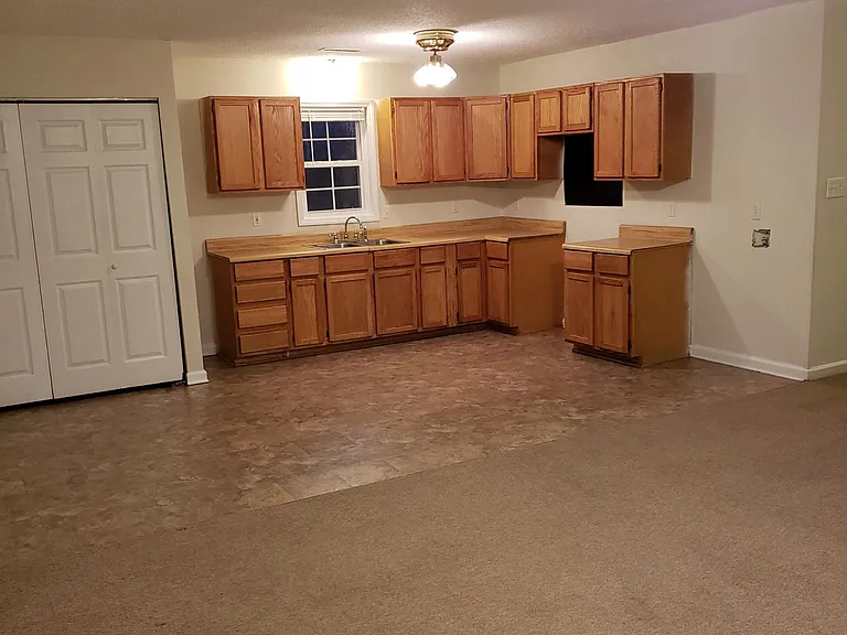 1610 Lake St — Photo 22