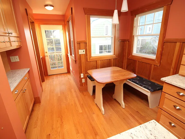 4227 Burke Ave N — Photo 3