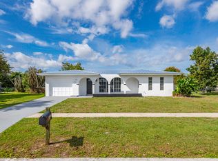 834 SE Festivo Ct, Port Saint Lucie, FL 34983