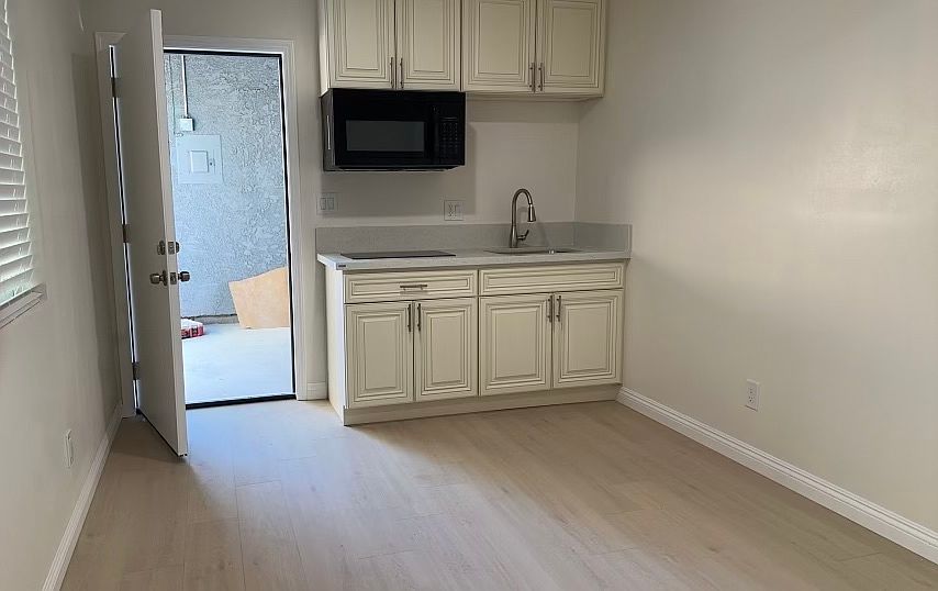 2nd image of 22022 Violeta Ave
