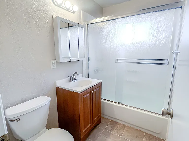 Monterey Manor Apartments — Photo 20