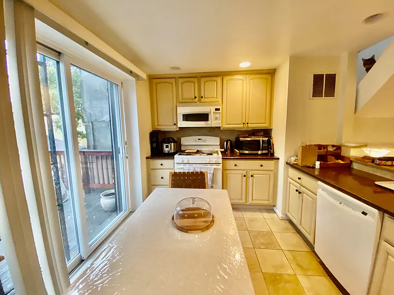 761 S Mole St — Photo 19