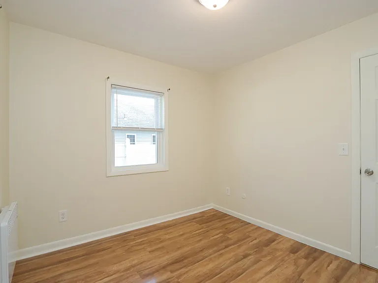 323 Montcalm St #L — Photo 21