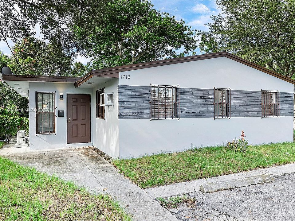 1st image of 1712 SW 11th Ct