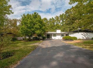 10311 N Sunswept Dr, Saint Louis, MO