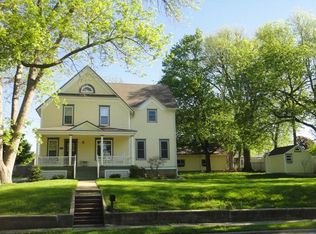 1814 Main Ave, Clear Lake, IA 50428