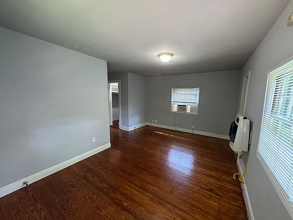 2nd image of 1297 McLendon Ave NE APT 2